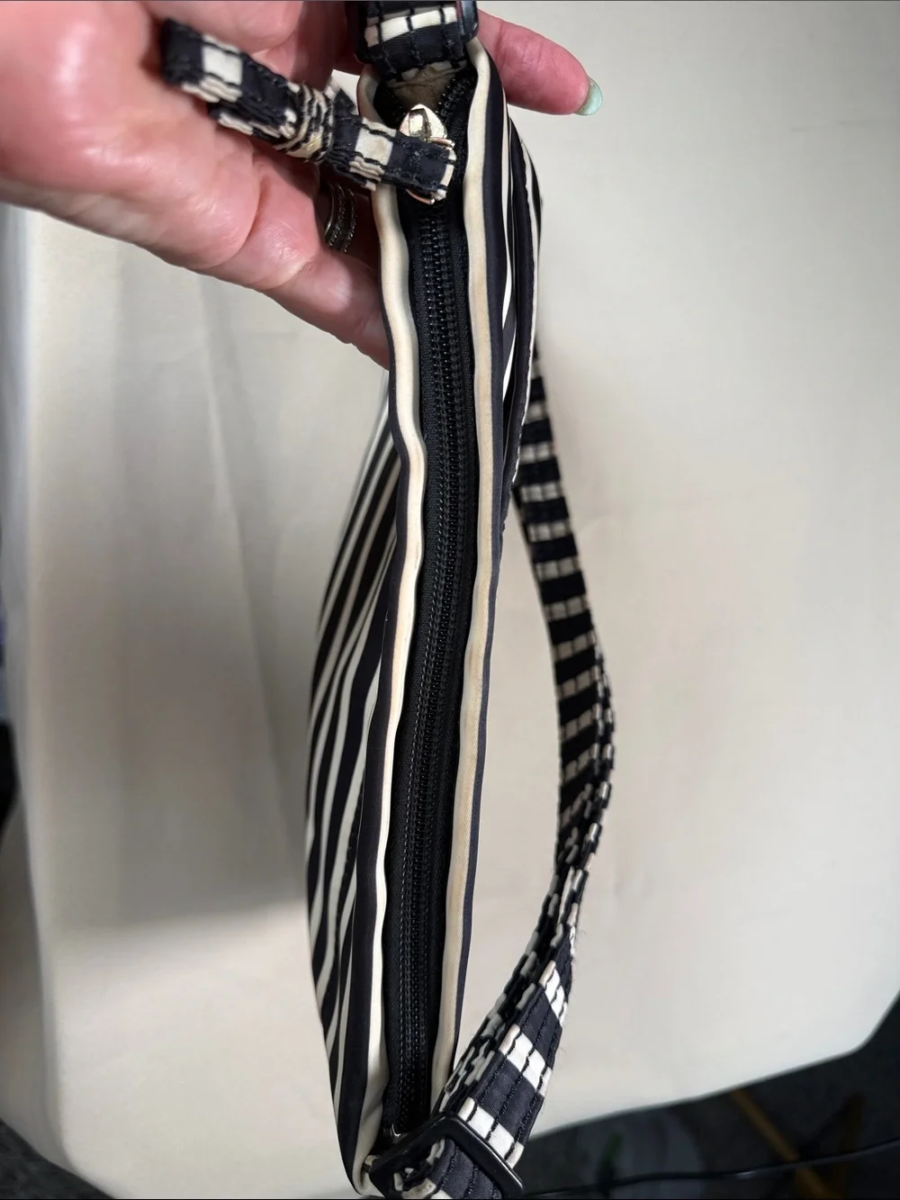 Kate Spade Striped Nylon Crossbody Bag Black White Nautical Flatiron Cammy‎